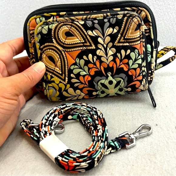 Vera Bradley Crossbody or wristlet Compartment Wallet - Picture 1 of 6